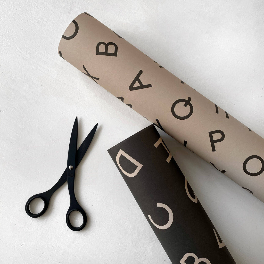 TYPE LETTER WRAP: LATTE