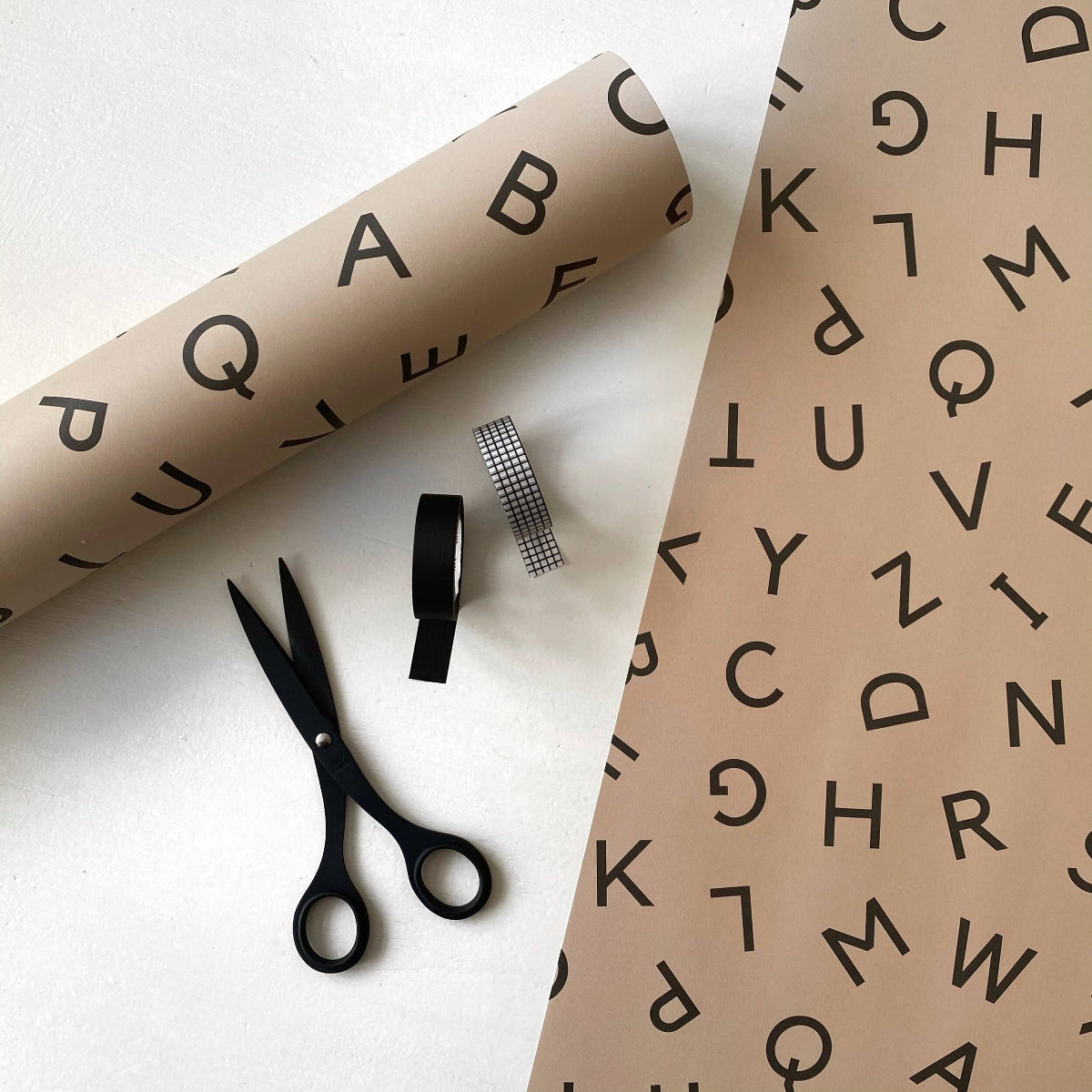TYPE LETTER WRAP: LATTE